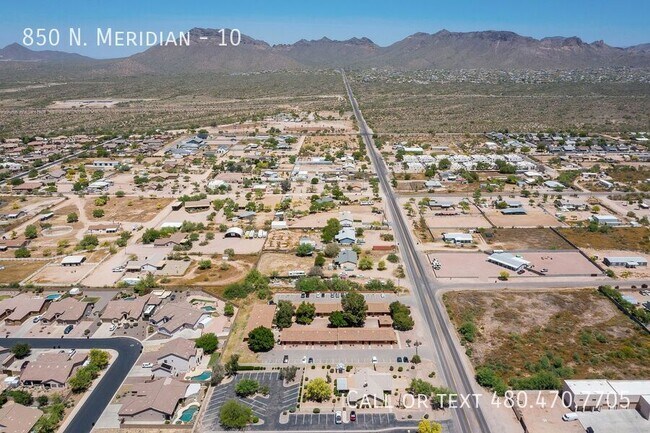 Building Photo - 850 N. Meridian-10