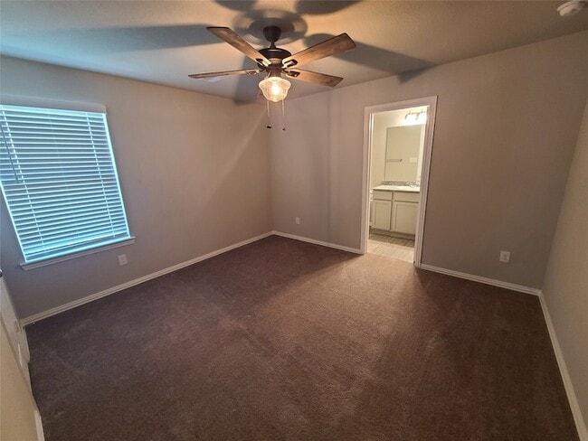 Building Photo - 7402 Arabian Moon Trail