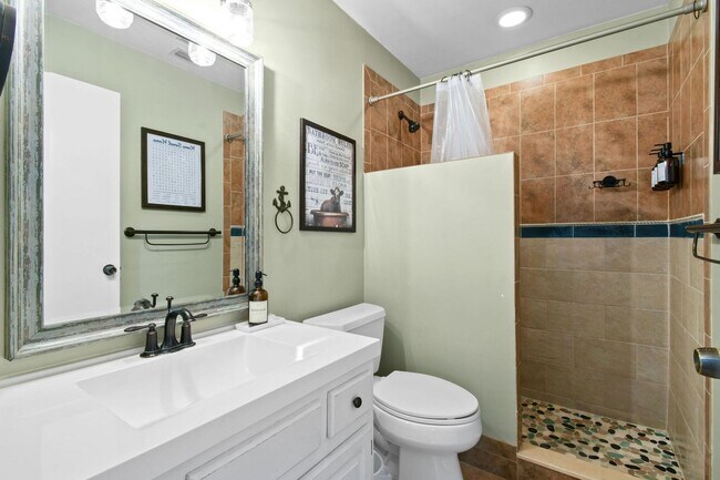 Building Photo - 15739 75th Way N