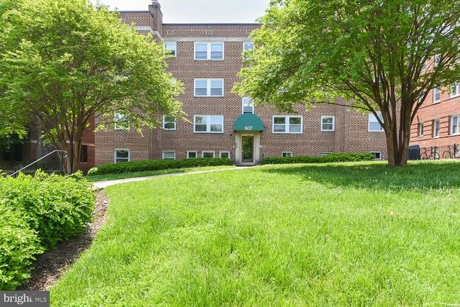 Building Photo - 1627 Massachusetts Ave SE