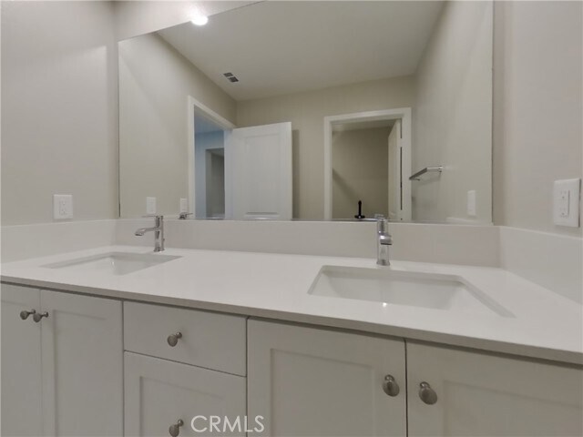 Building Photo - 28205 Cookhouse Ln