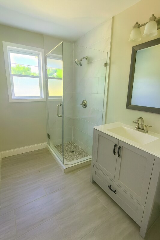 Building Photo - 12 3rd St