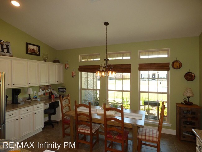 Building Photo - 3 br, 2 bath House - 5760 Mill Stream Way