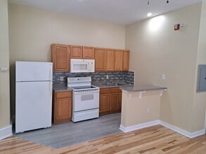 Building Photo - Apsley