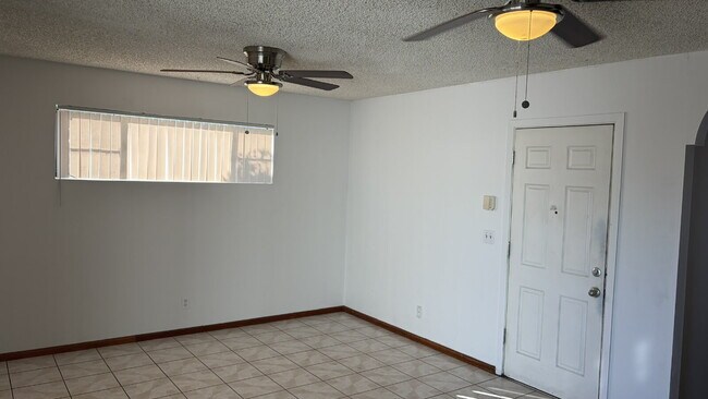 Building Photo - Mid-Century Dream with Beautiful POOL !!!