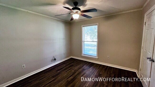 Building Photo - 120 Bellegrove Cir