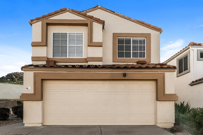 Building Photo - 2345 E Gelding Dr