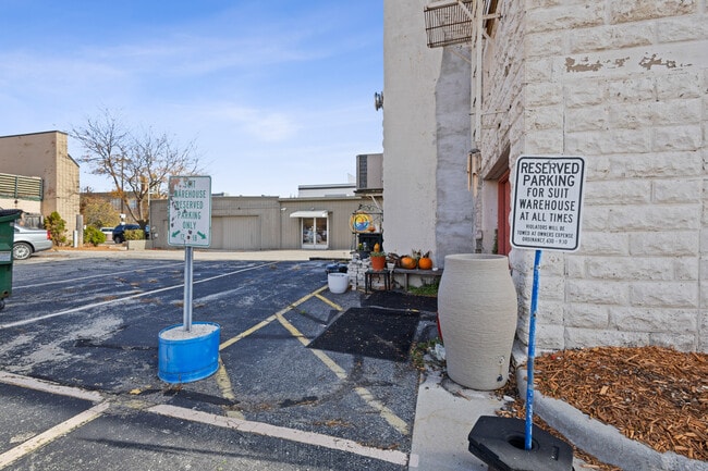 Building Photo - 15 3rd St