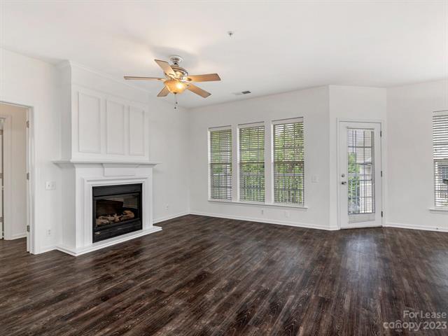 Building Photo - 3264 Margellina Dr