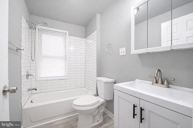 Building Photo - 306 Progress St