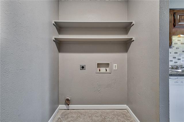Building Photo - 1472 Rockshire Dr