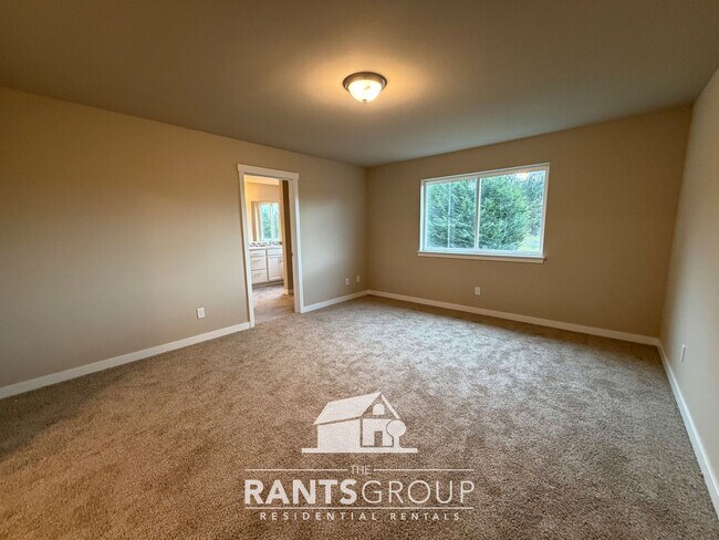 Building Photo - 416 - Leah's Landing