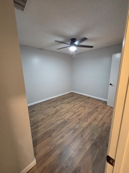 2nd Bedroom - 35120 Whispering Oaks Blvd