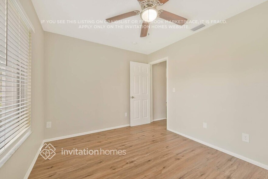 Building Photo - 10425 Kingbrook Ln