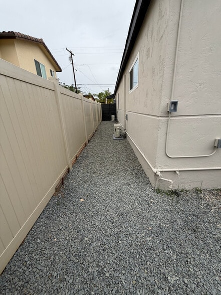 Building Photo - 363 Wisconsin Ave