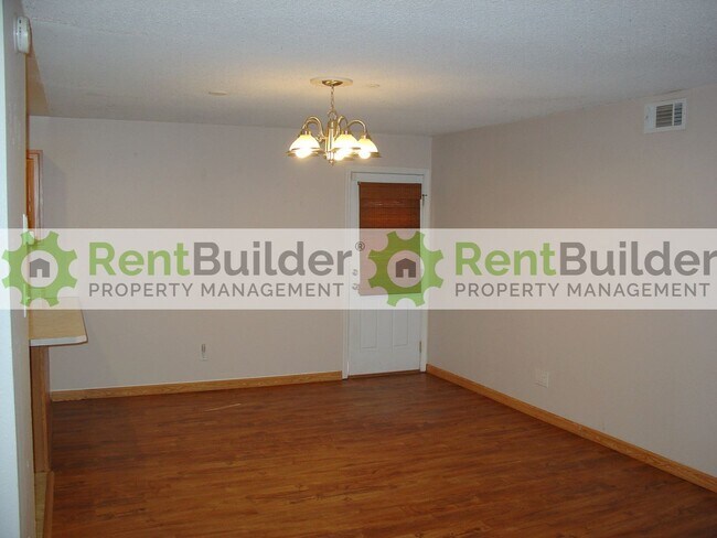 Building Photo - 14104 Turner Pl NE