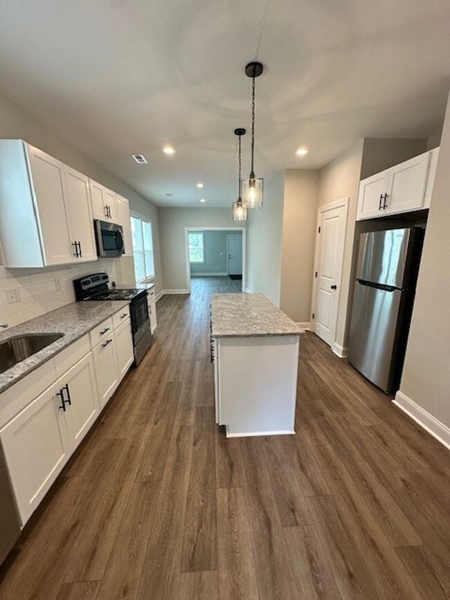Building Photo - New Construction 3 Bedroom Home