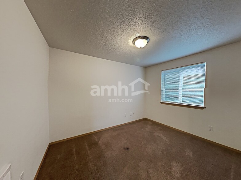 Building Photo - 2351 Sam Parrett Dr