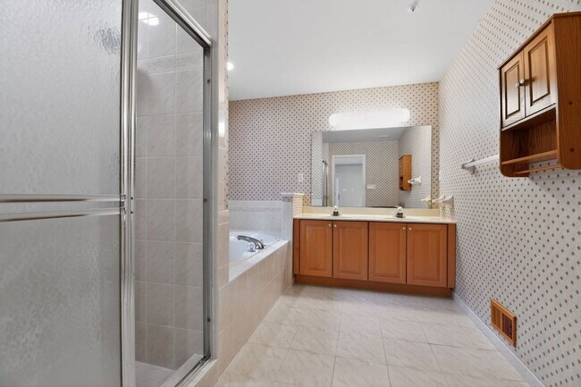 Building Photo - 8928 Cottongrass St