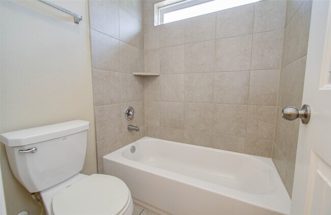 Building Photo - 24931 Puccini Pl
