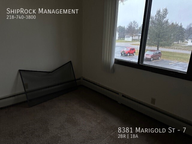 Building Photo - Meadowbrook Apartments