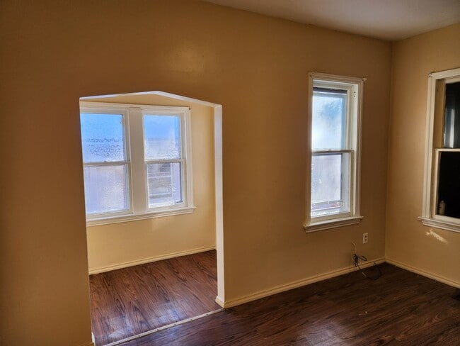 Building Photo - 191 Wilder St