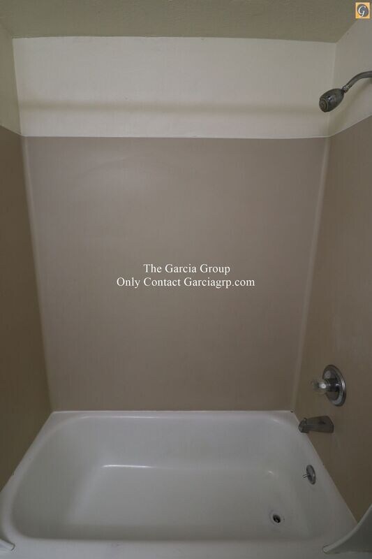 Building Photo - 581 Holmes Ln