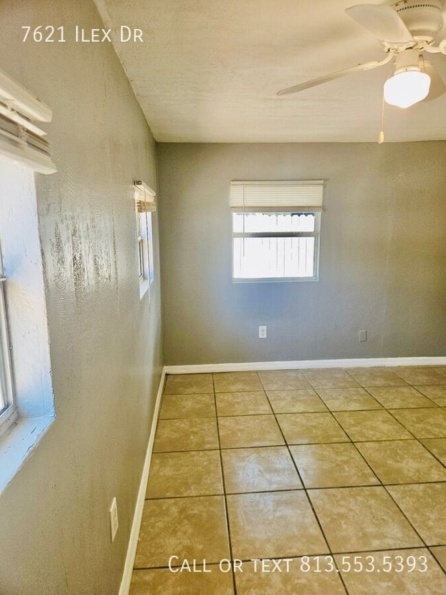 Building Photo - 7621 Ilex Dr