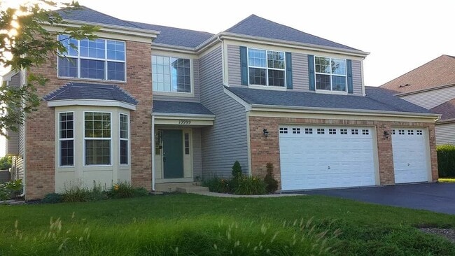 Primary Photo - 10999 Manhattan Dr