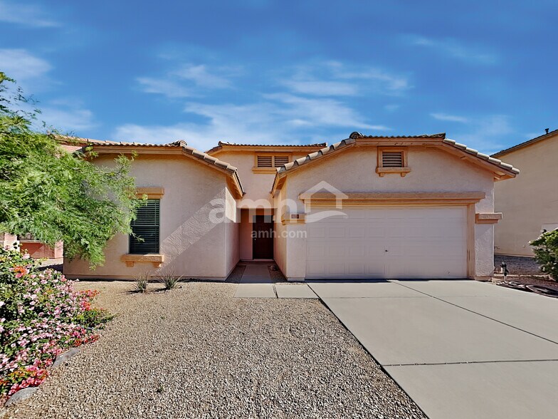 Primary Photo - 2142 E Friesian Dr