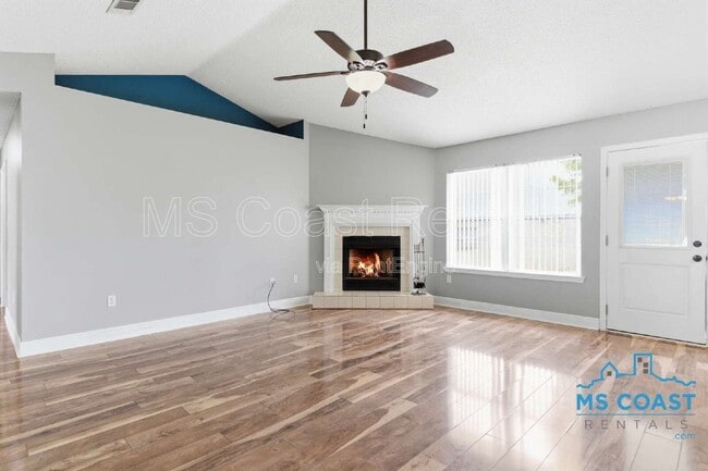 Building Photo - 14961 Greenwell Cir