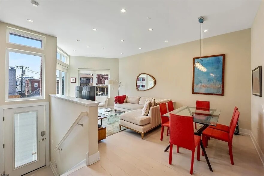 Building Photo - 117 S Little Rock Ave