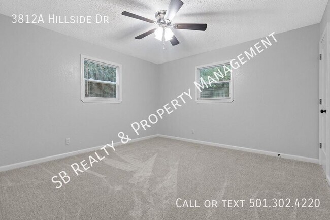 Building Photo - 3812 Hillside Dr