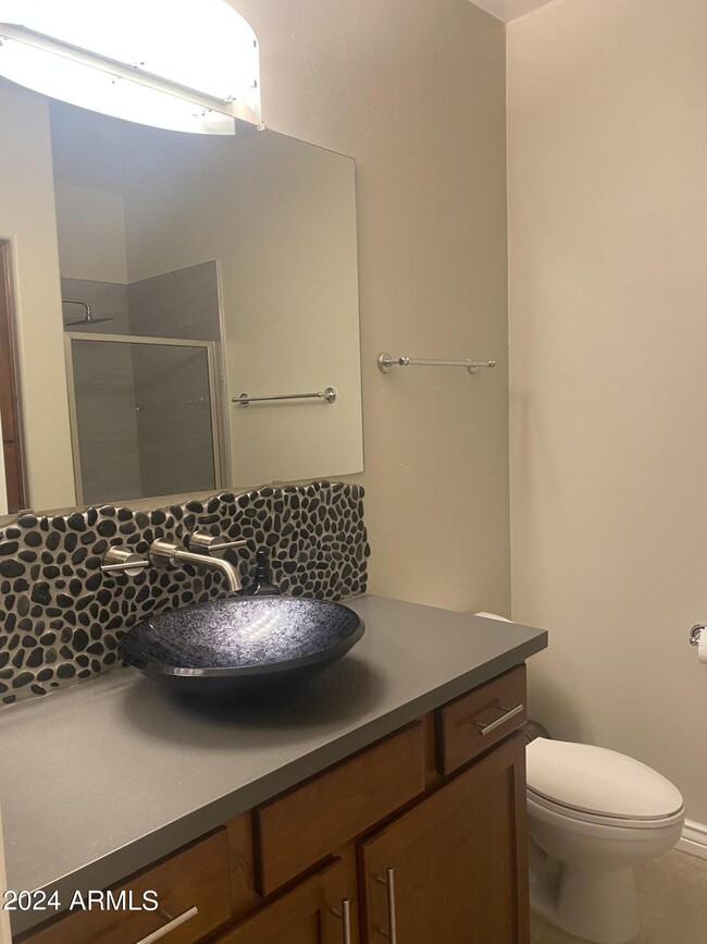 Building Photo - 5350 E Deer Valley Dr