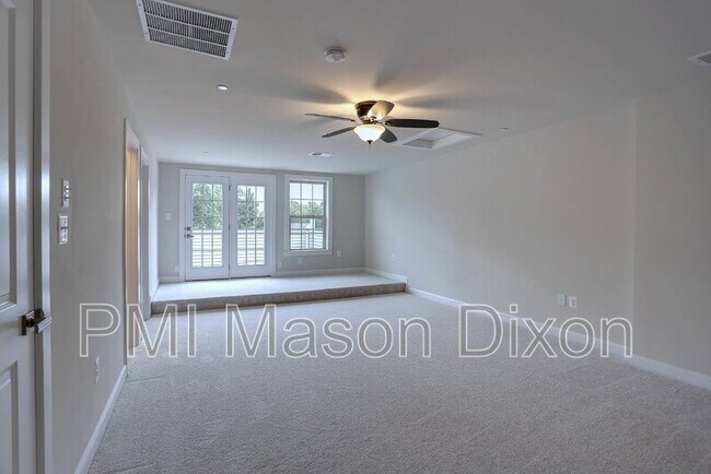 Building Photo - 4023 Dorseys Rdg Sq