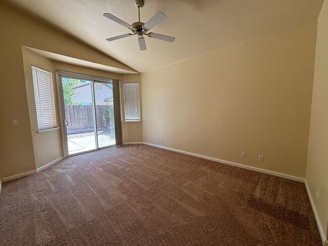 Building Photo - Three Bedroom Two Bathroom Home - NEW PRICE