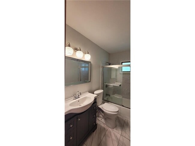 Building Photo - 8496 Harkness Rd