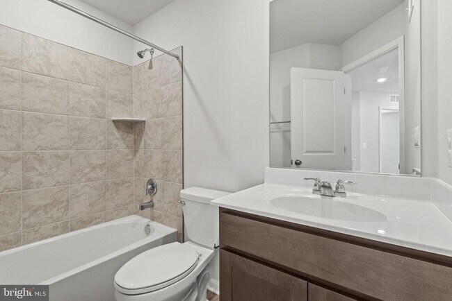 Building Photo - 160 Winterplace Dr