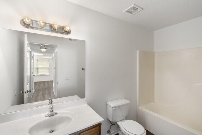Building Photo - 5003 Betty Jean Way