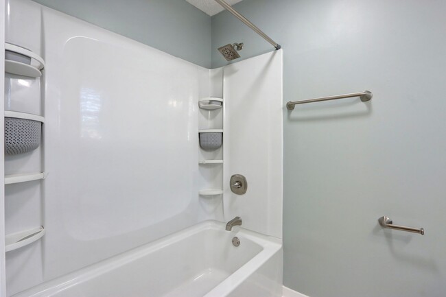 Building Photo - Renovated Single Family - Three Bedroom, Two Bathroom