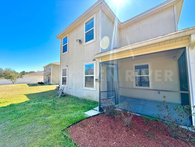 Building Photo - Room to Live, Space to Thrive! Stunning 6BR Home with Solar, Upgrades & Screened Lanai in Macclen...