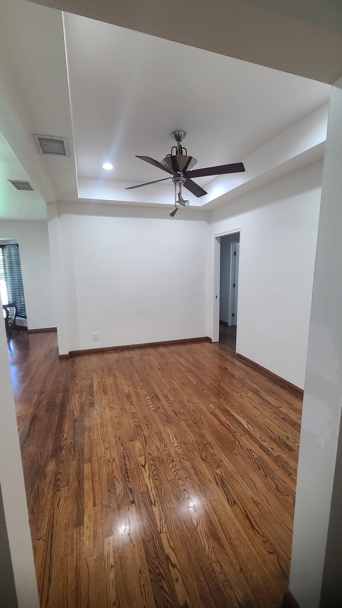 Building Photo - 2019 N Manning St