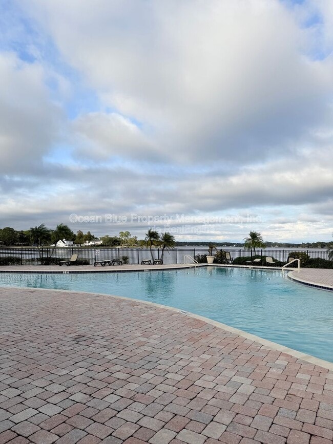 Building Photo - 13759 Orange Sunset Dr