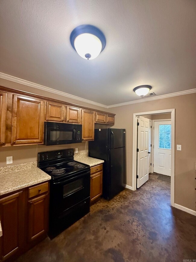 Building Photo - 8900 Eskabar Dr