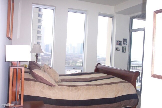 Building Photo - 1 br, 2 bath Condo - 1250 South Michigan A...