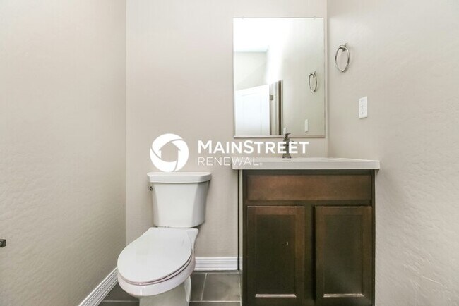 Building Photo - 3 Bedroom Pet-Friendly Home in Phoenix, AZ...