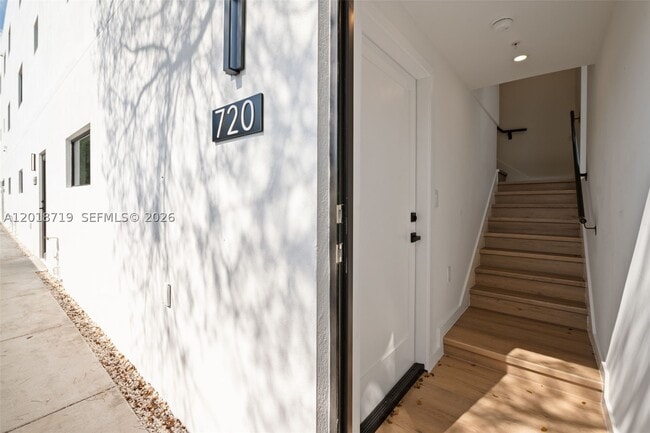 Building Photo - 722 NW 55th St