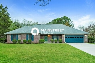 Building Photo - 4 Bedroom Pet-Friendly Home in HUNTSVILLE, AL with Main Street Renewal