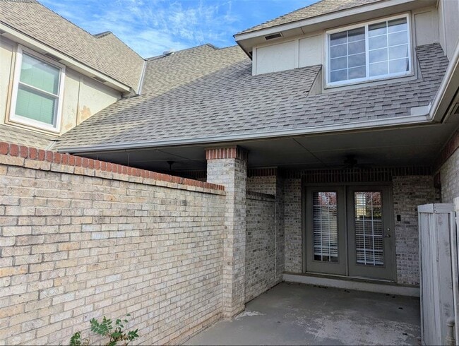 Building Photo - 214 Boulevard Du Lac