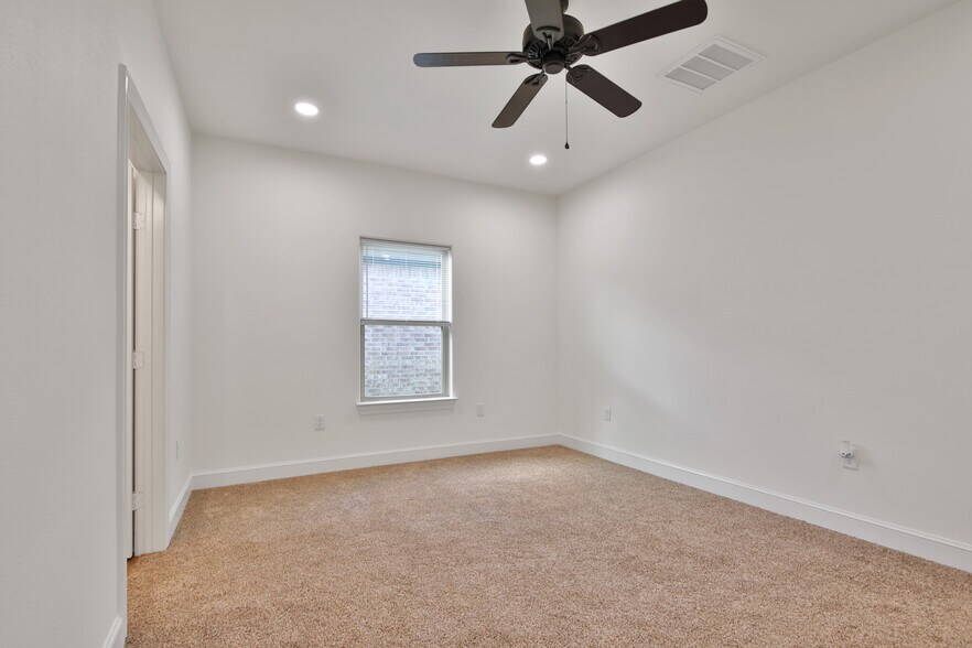 Building Photo - 6921 17th St